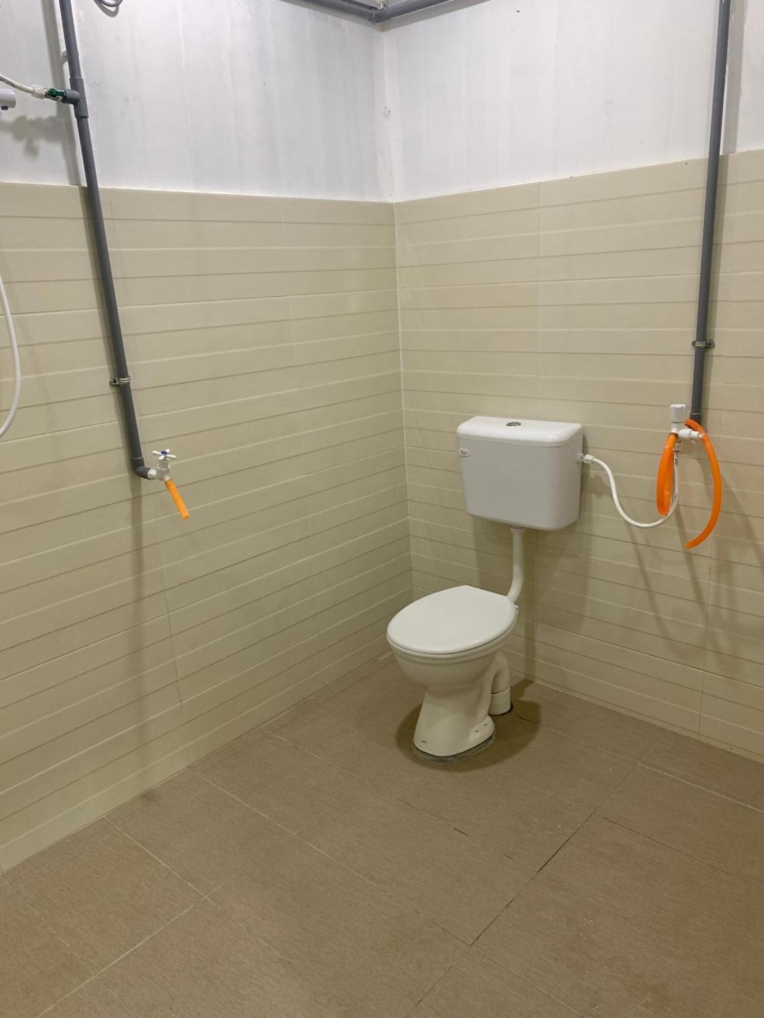 Tiara Inn Homestay 2 Tingkat Pontian Johor Pontian Besar Exterior photo
