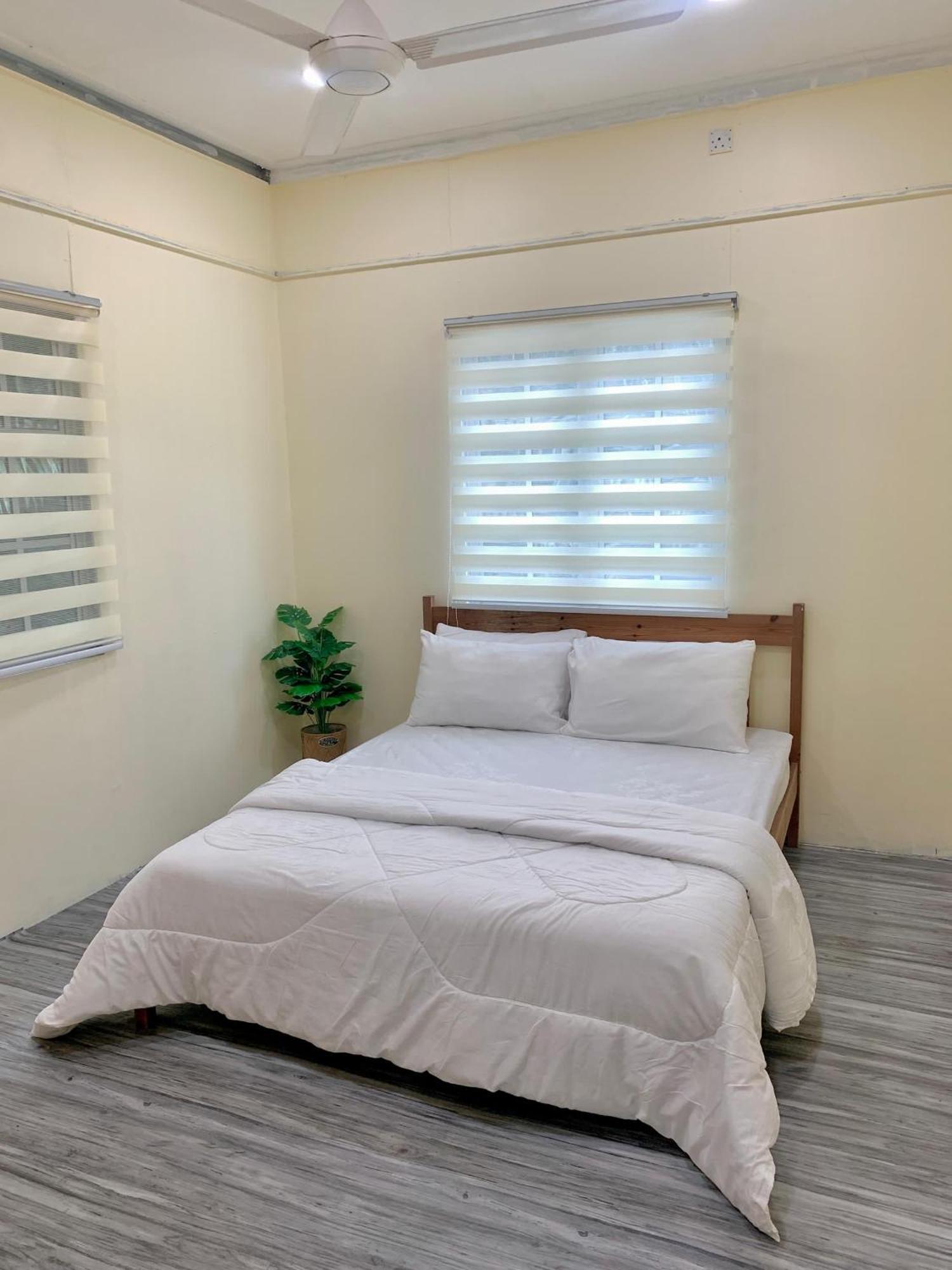 Tiara Inn Homestay 2 Tingkat Pontian Johor Pontian Besar Exterior photo