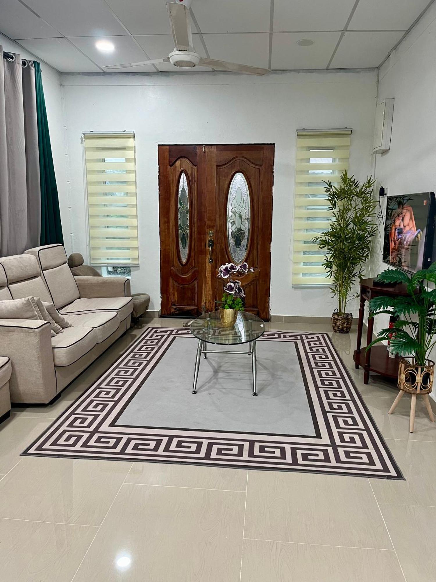 Tiara Inn Homestay 2 Tingkat Pontian Johor Pontian Besar Exterior photo